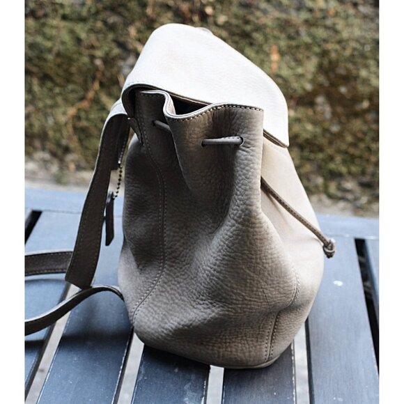 Coach Vintage - Sonoma Small Backpack Nubuc 4938 in Sand, Italy 1990s - Picture 7 of 15